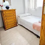 Апартаменты Torrevieja City Apartment Торевьиа